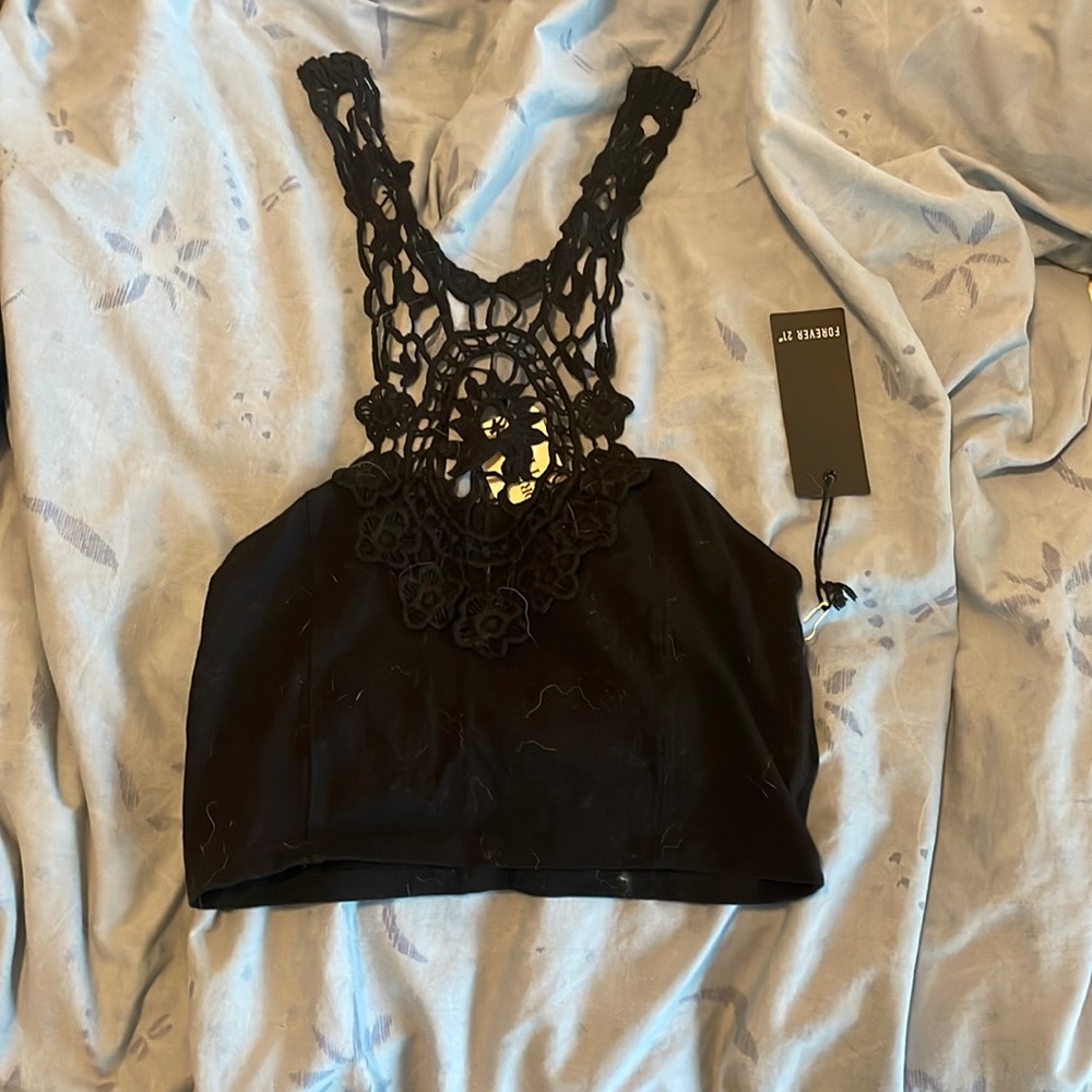 Brand new with tags crop top from forever 21